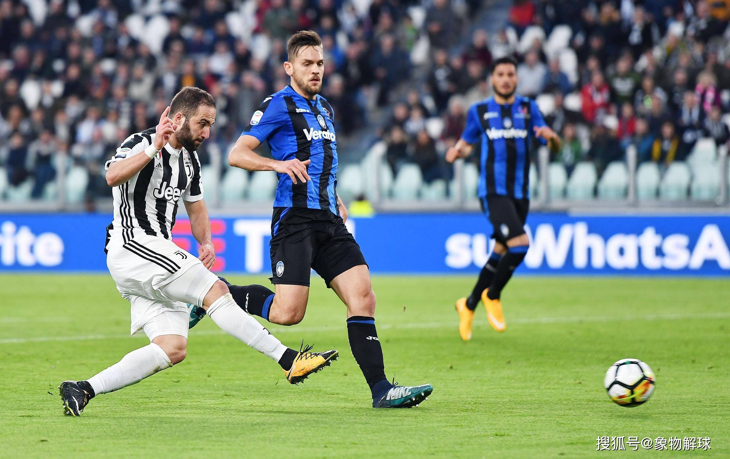 意大利杯转会期走向成谜，皇家马德里复出首秀，话题不断，团队化学反应显著(皇家马德里能否赢得对阵里尔的胜利)-九游体育网站